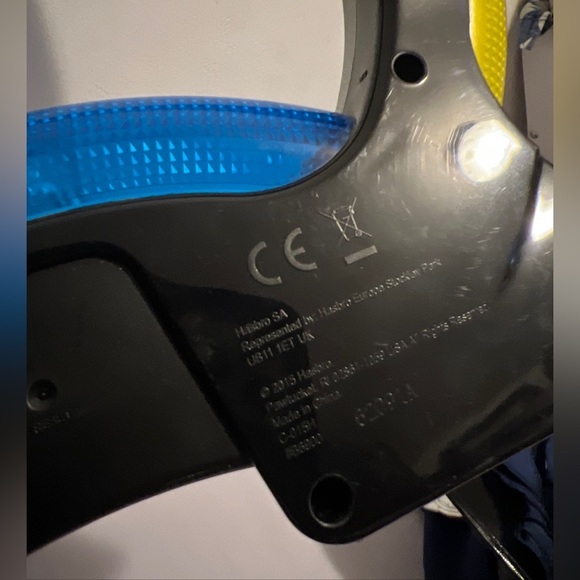 Simon AIR Electronic Memory Game Hasbro 2015 Tested Works Colorful Fun Memory - Picture 8 of 9